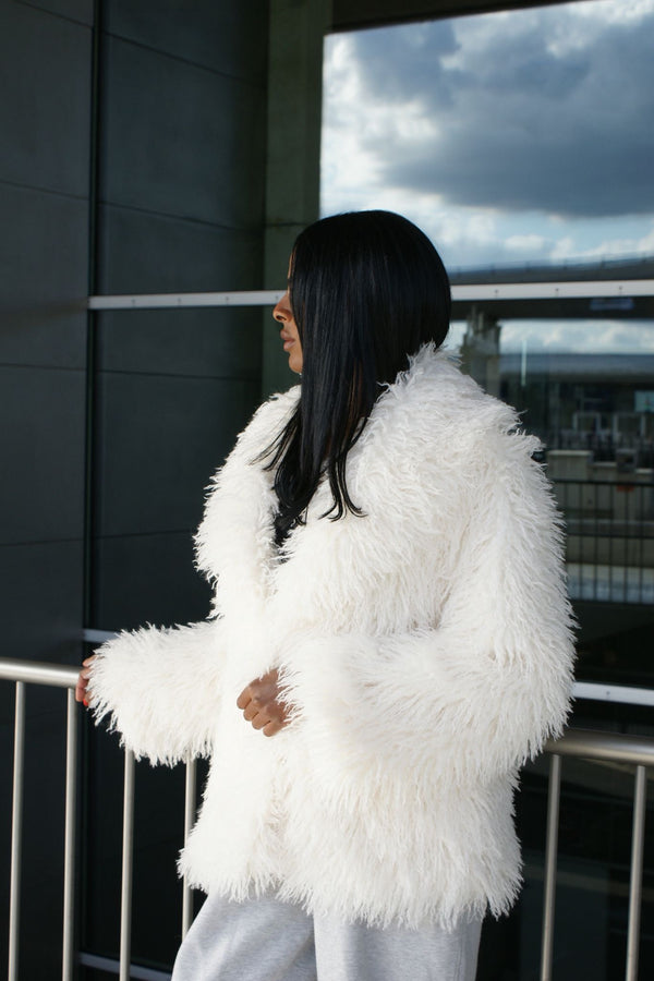 Manteau Court Fausse Fourrure Alba Blanc