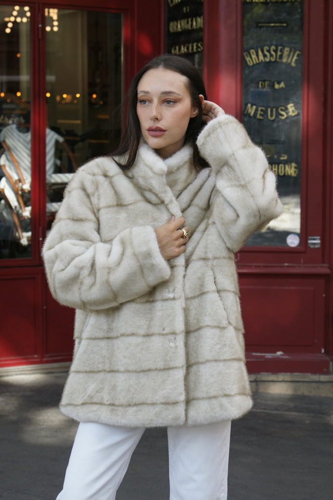 Manteau Court Fausse Fourrure Iseul Blanc Cassé